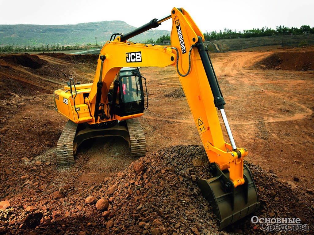 Гусеничный экскаватор JCB JS 205