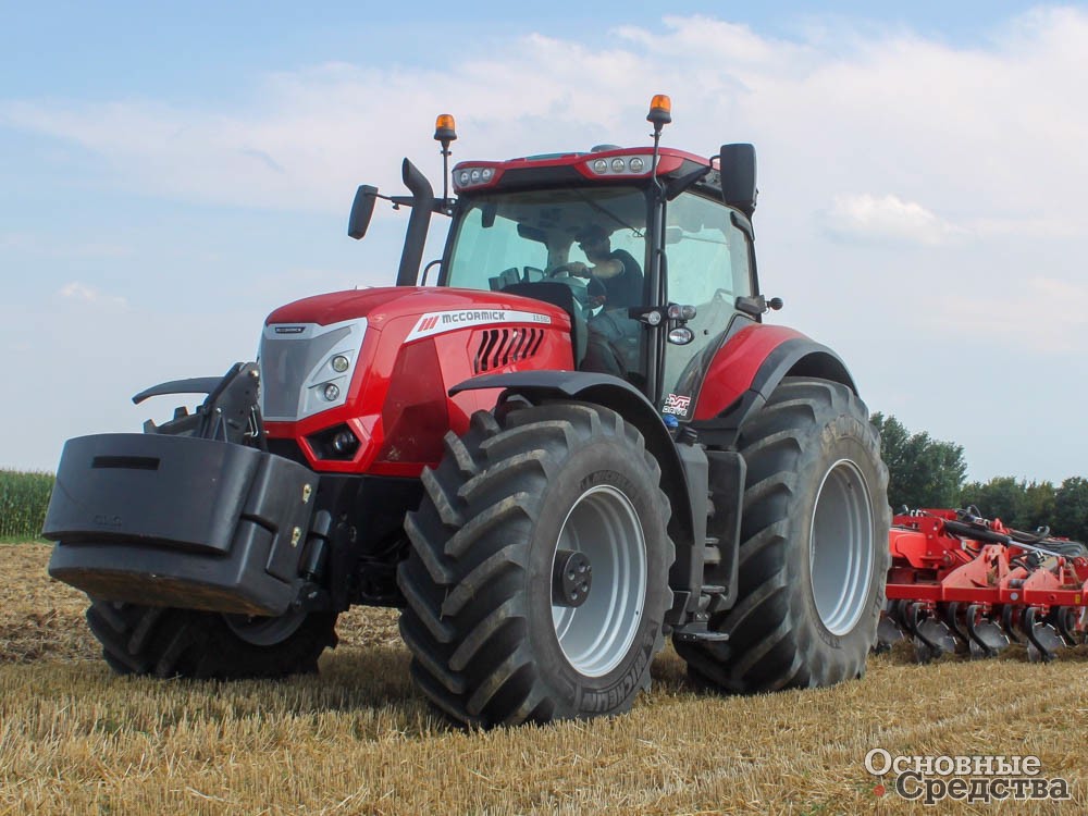 Модель McCormick X8 с инновационной автоматической трансмиссией VT-Drive