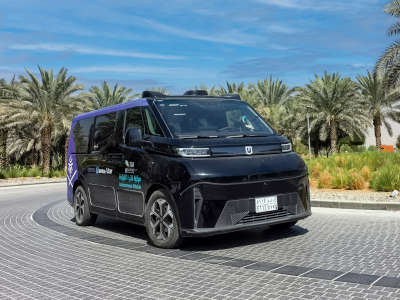 WeRide и Geely планируют выпустить 2000 роботакси в 2026 г.