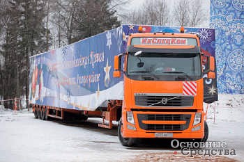 Главная елка России, Кремль, Volvo FH 