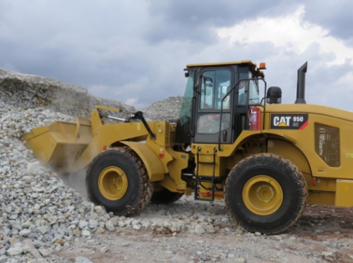 1000-ый погрузчик Caterpillar 950GC