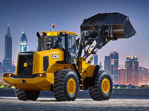 JCB представляет российскому рынку новый фронтальный колесный погрузчик 455 ZX